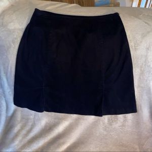Ann Taylor Stretch black skirt size 14.